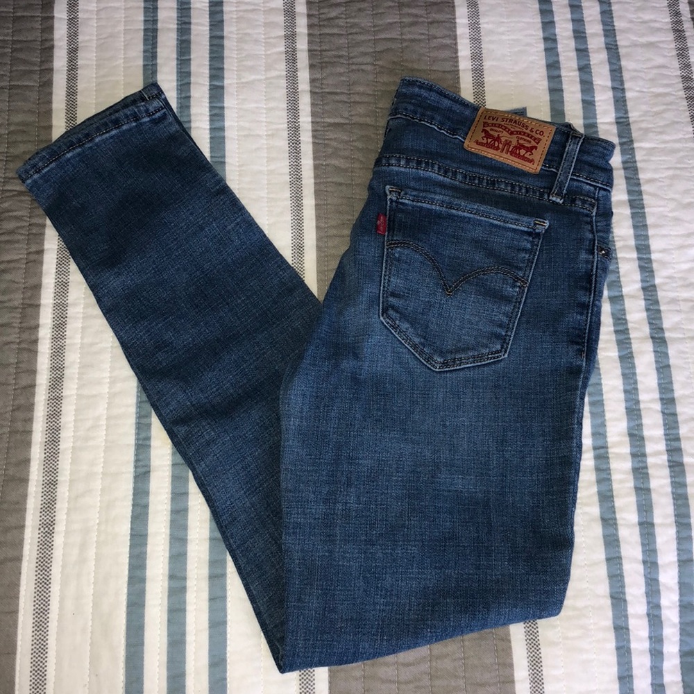 Levi’s 711 Skinny Jeans